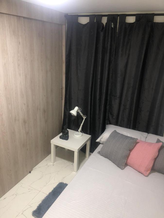Habitacion Privada Hostel 790 Меделин Екстериор снимка